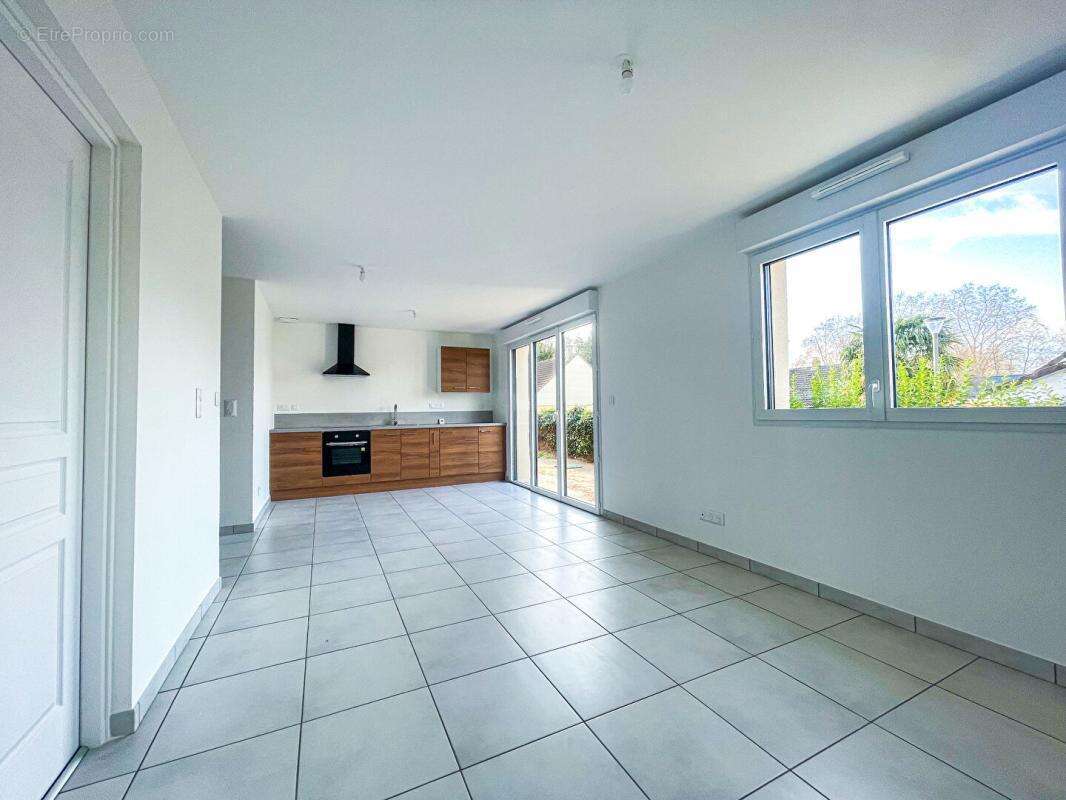 Maison à PETIT-COURONNE