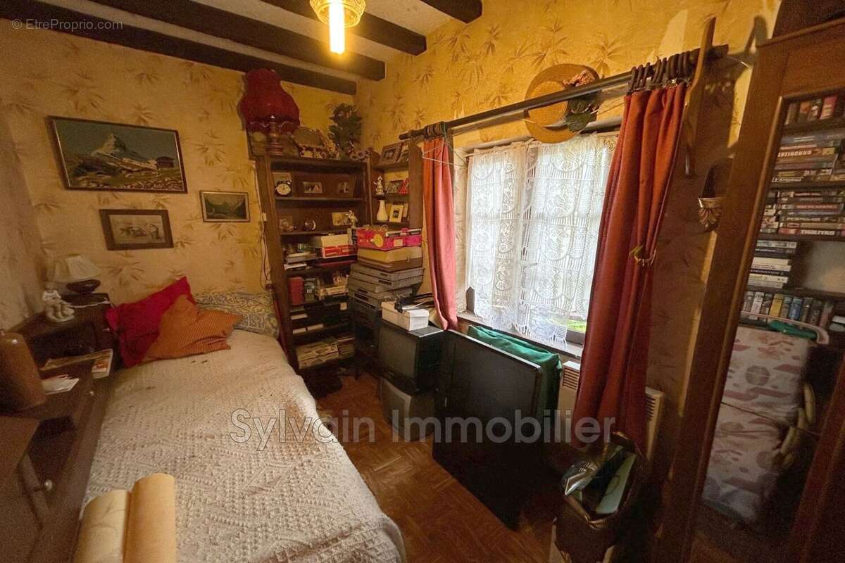 Maison à BROQUIERS