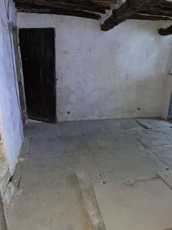 Maison à VALREAS
