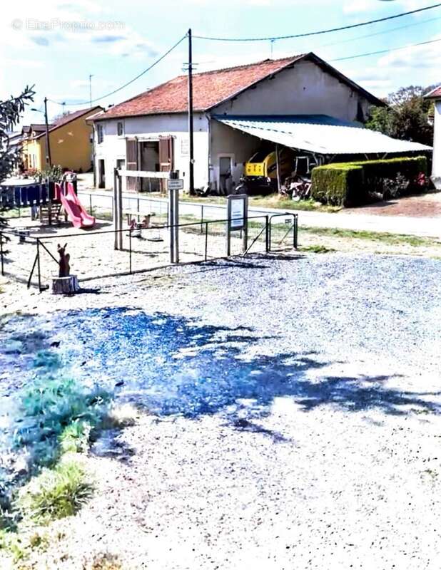 Maison à FRESNES-EN-WOEVRE