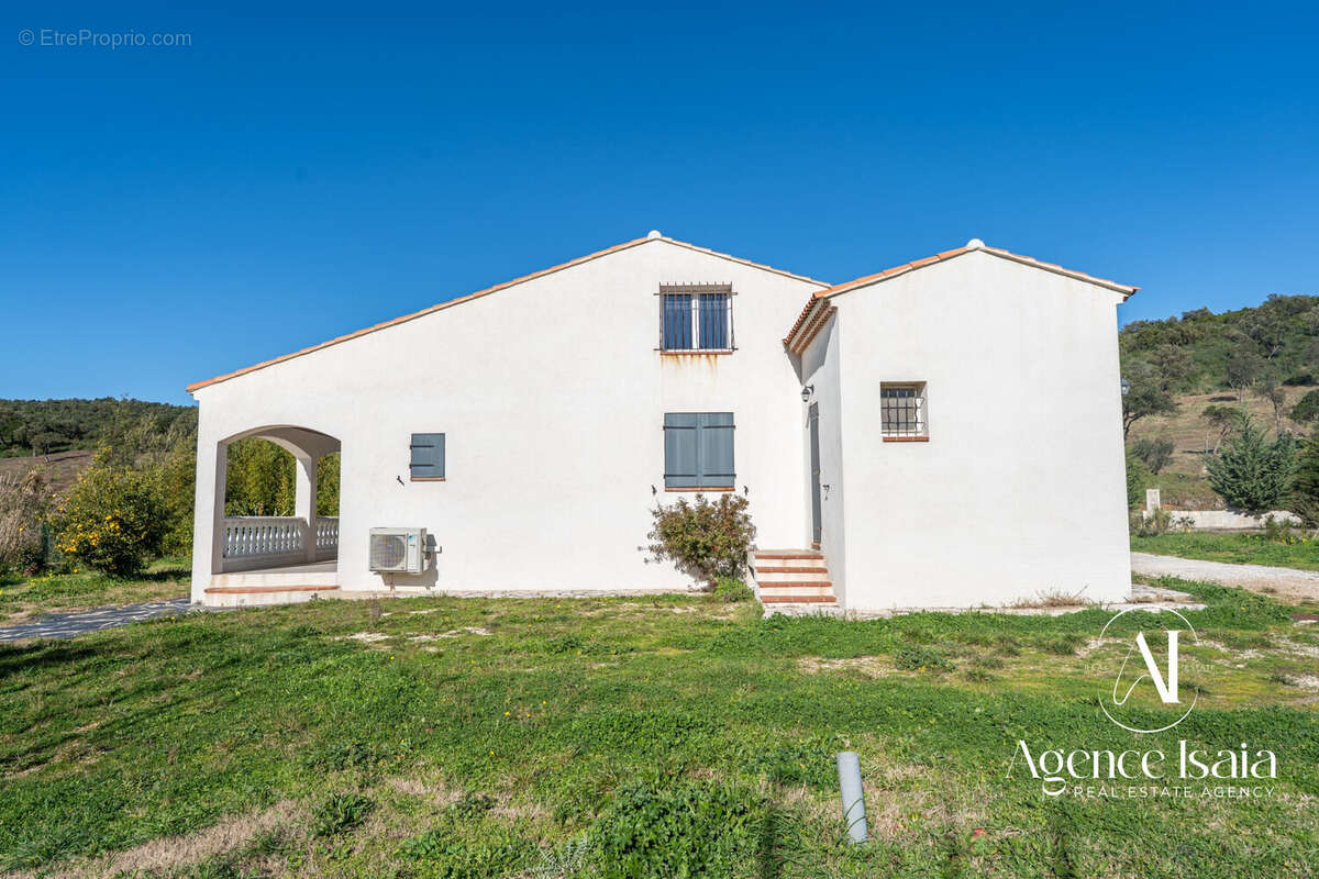 Maison à LA LONDE-LES-MAURES