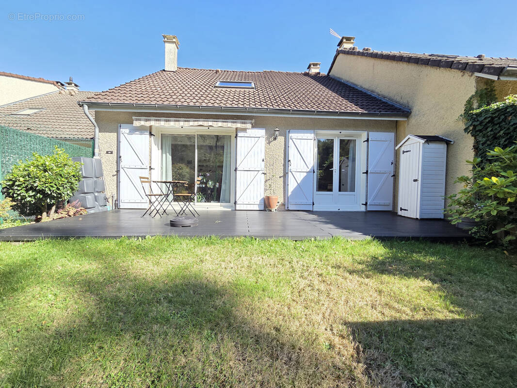 Maison à MARLY-LA-VILLE
