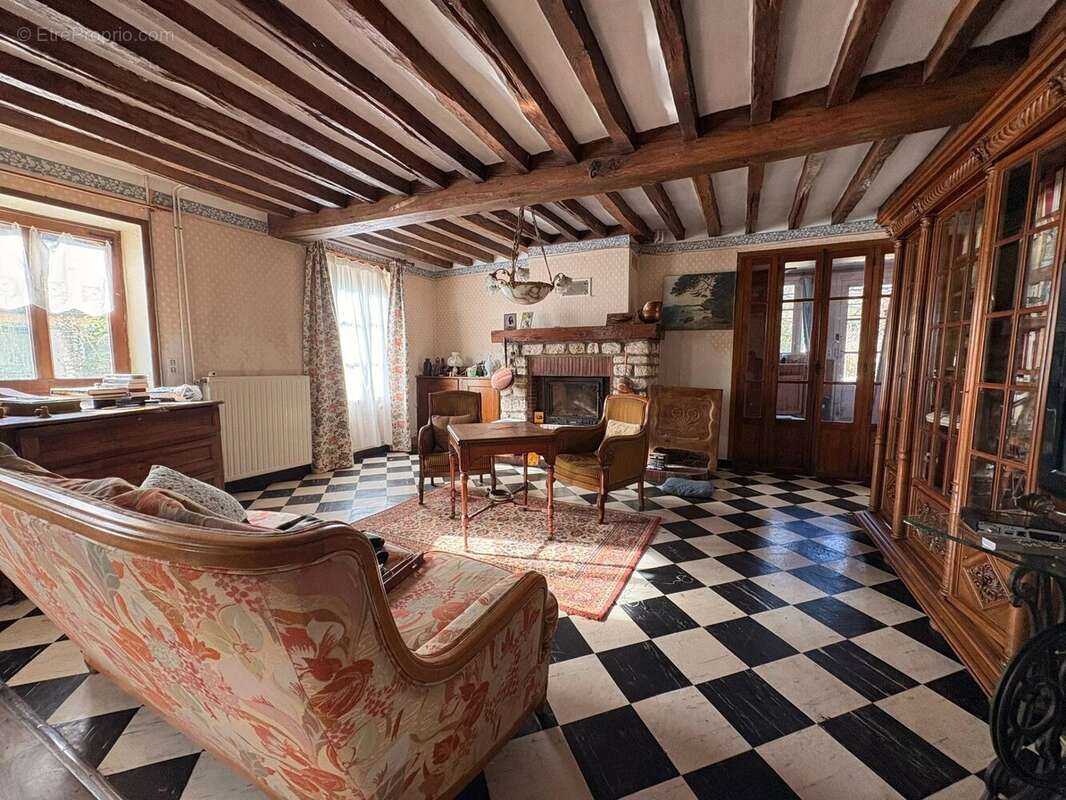 Maison à PACY-SUR-EURE