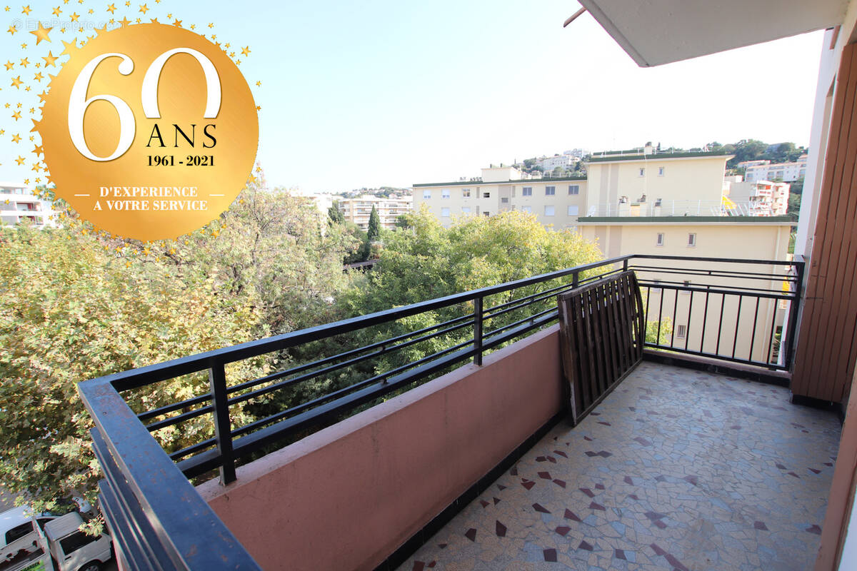 Appartement à SAINT-RAPHAEL