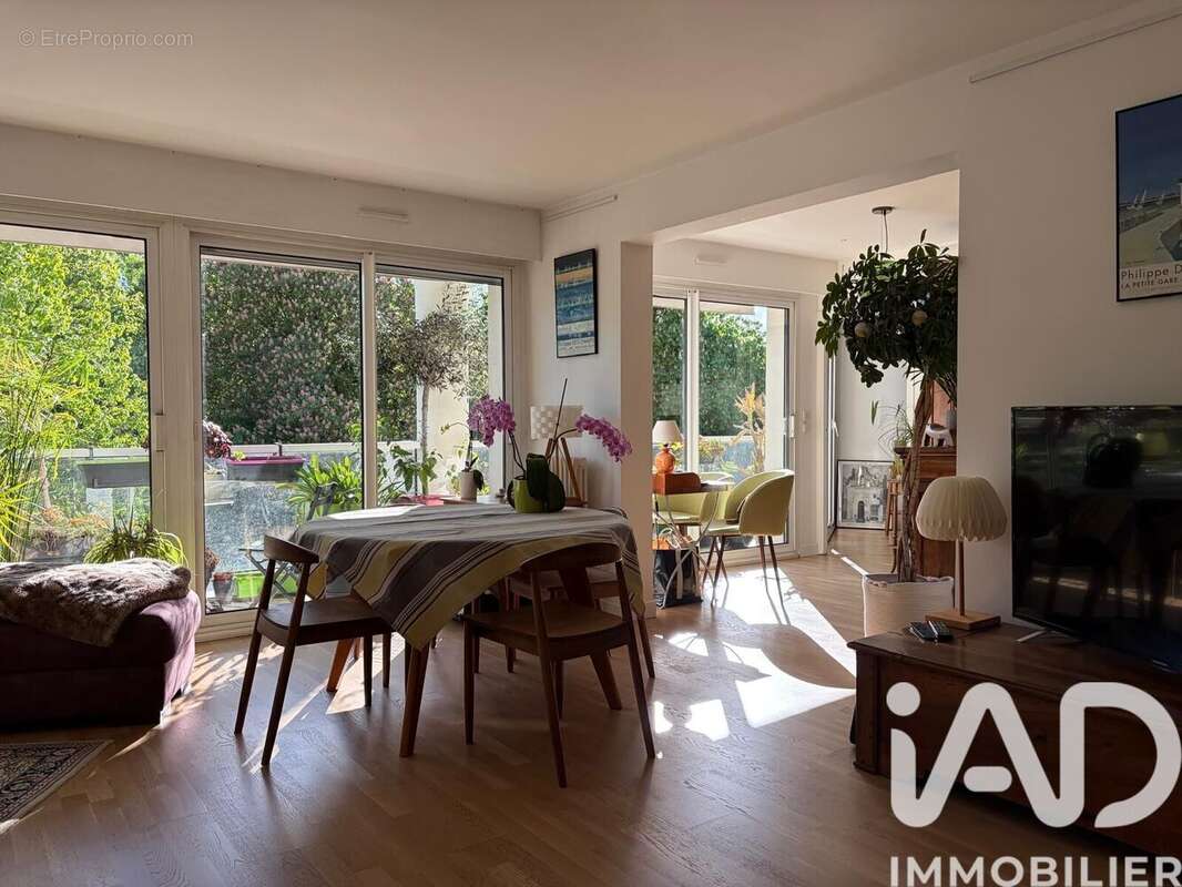 Photo 2 - Appartement à LA ROCHELLE