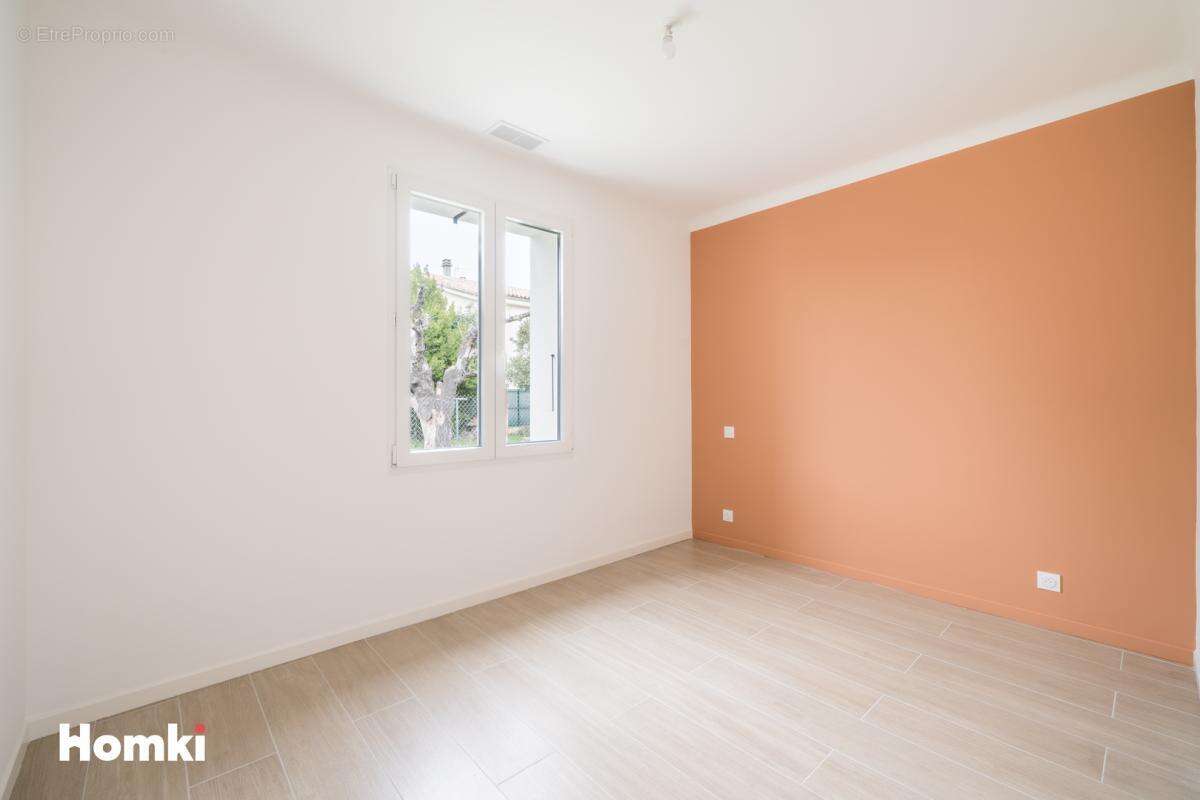 Maison à MONTELIMAR