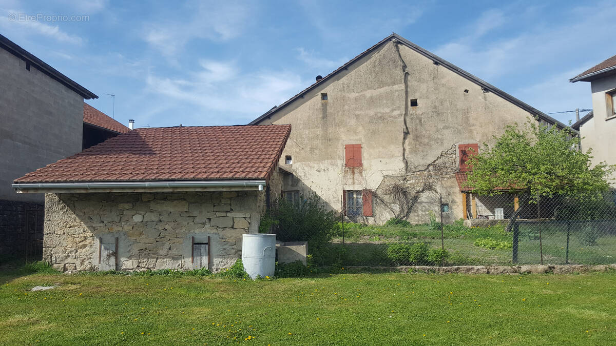 Maison à ONCIEU