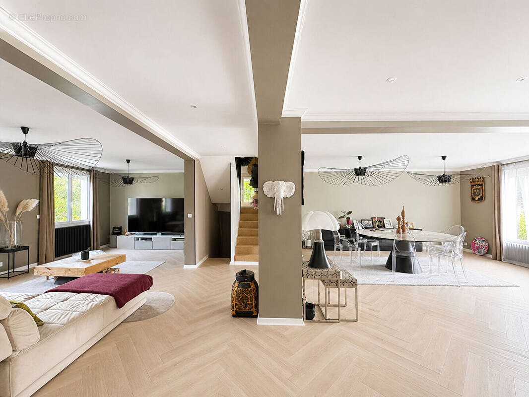 Maison à MONTGERON