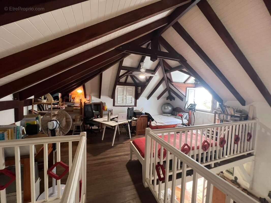 Maison 147 m² à Sainte-Luce  - photo 9