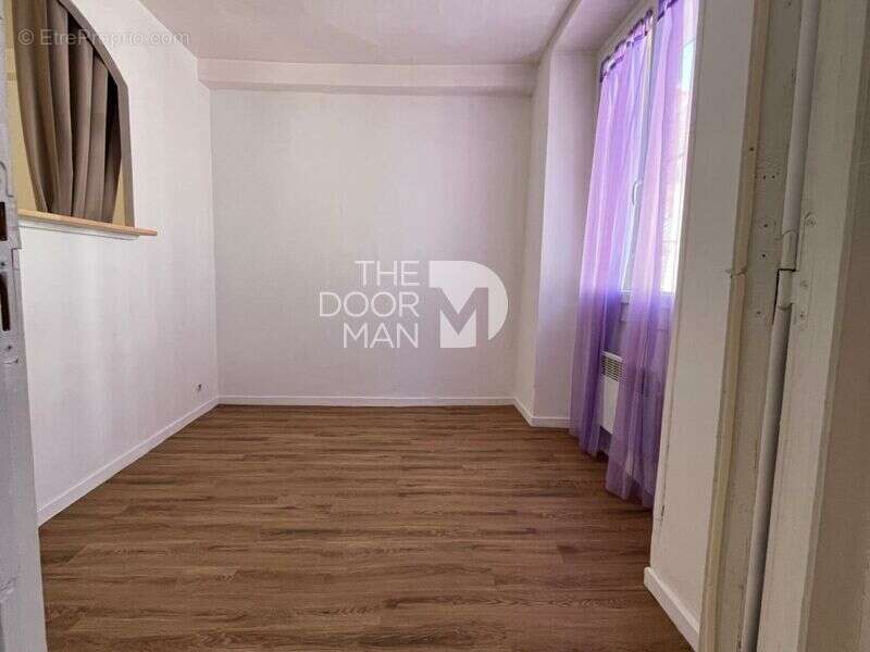 Appartement à BONNELLES