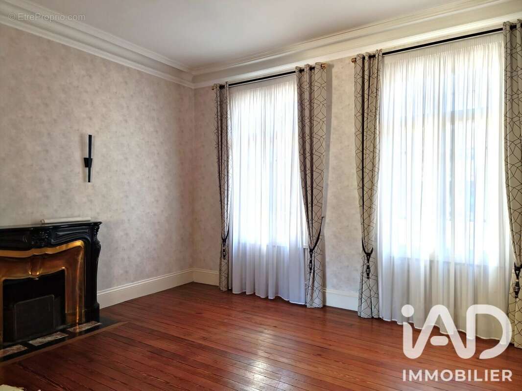 Maison 231 m² à Cognac  - photo 6