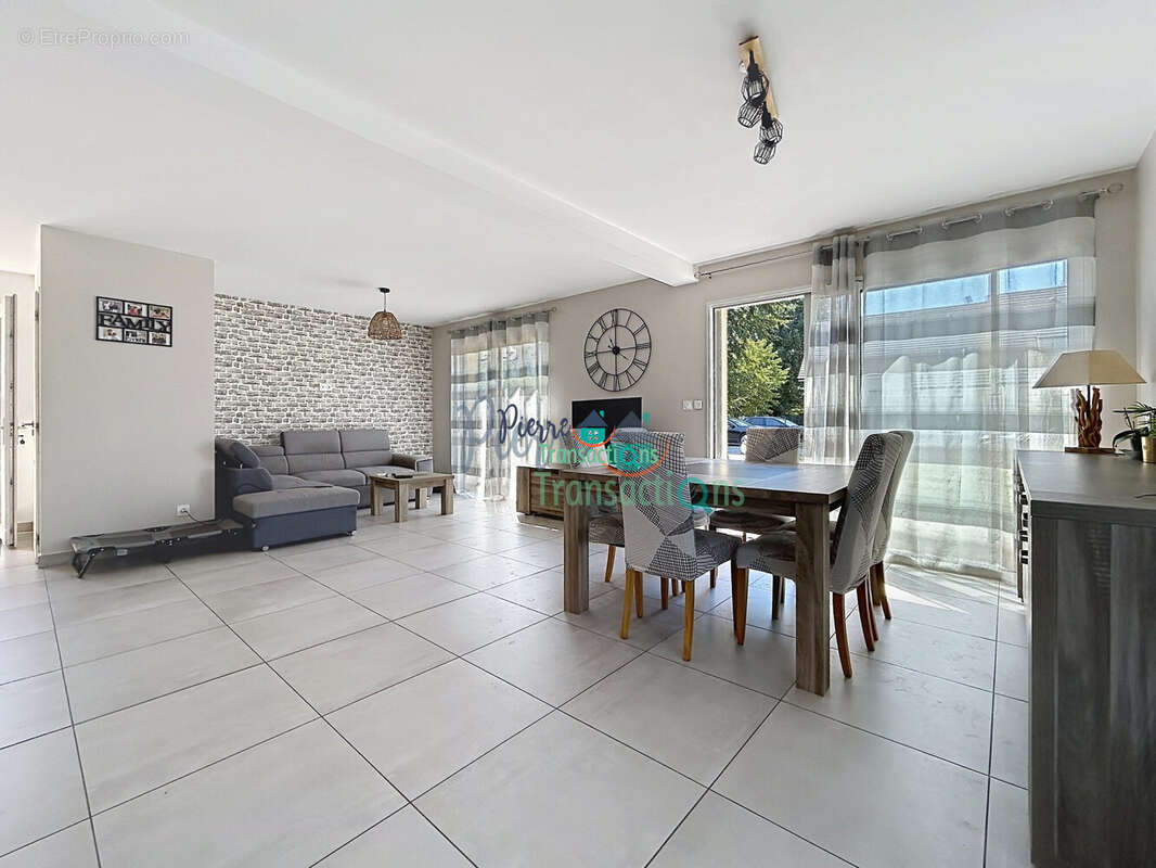 Maison 137 m² à Lillebonne  - photo 4