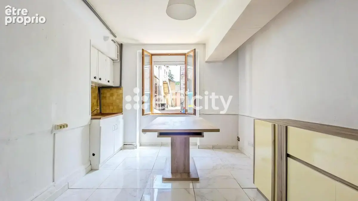 Maison 8 pièces 132 m² à vendre à Lugny (71260) - photo 4