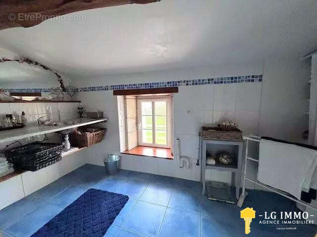 Maison à EPARGNES