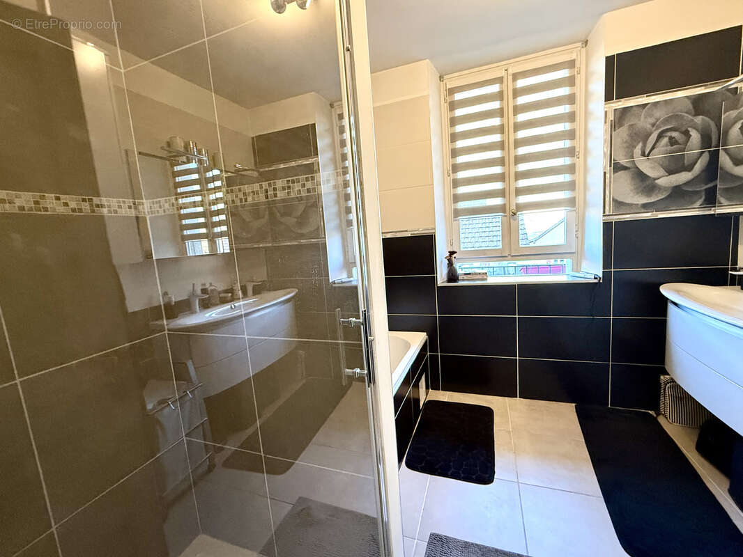 Appartement à CLUSES