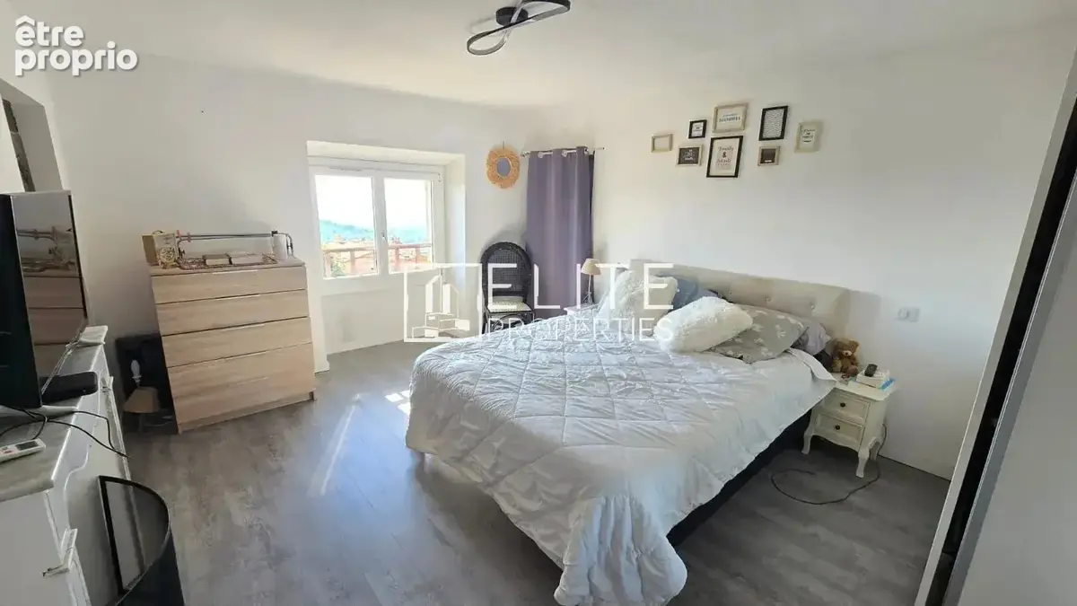 Maison de village 110 m² + jardin 260 m² piscine vue mer - photo 7