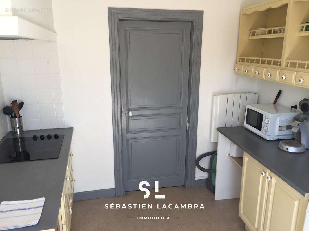 Appartement à SAINT-JUERY