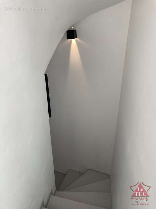Maison à ROQUEMAURE