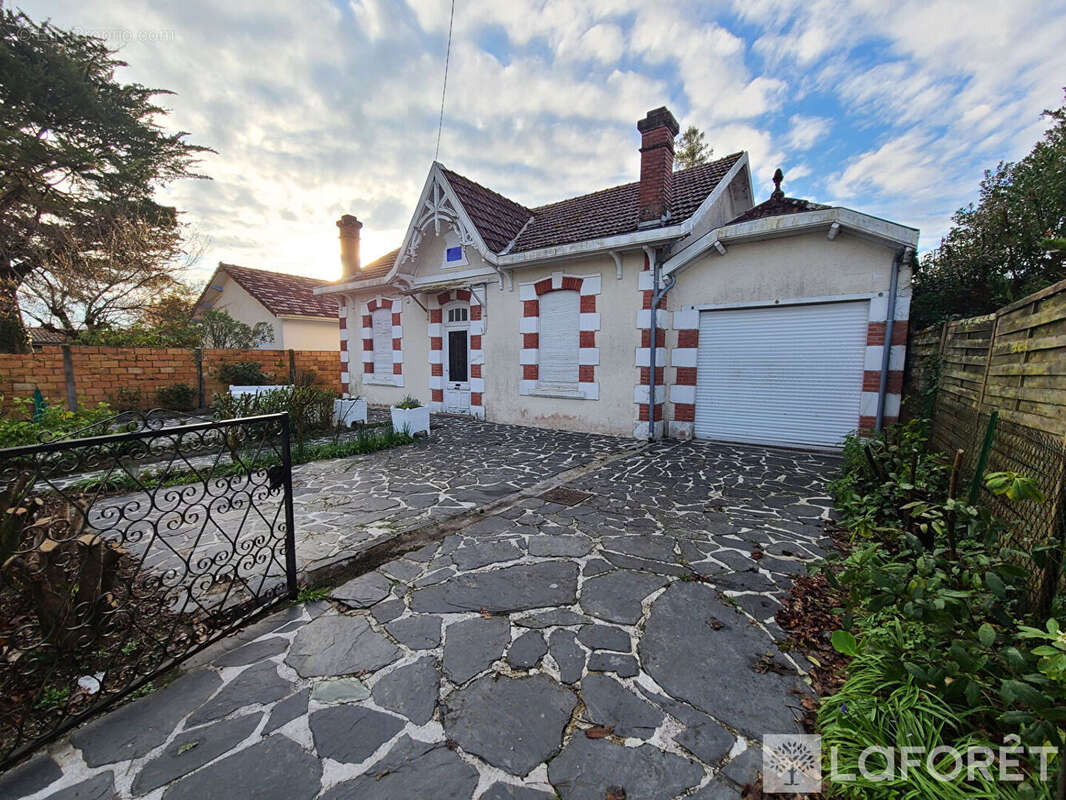 Maison à GUJAN-MESTRAS