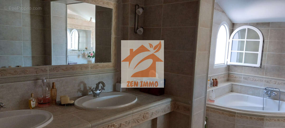 Maison t5 aux sables d'olonne a fort potentiel - photo 6