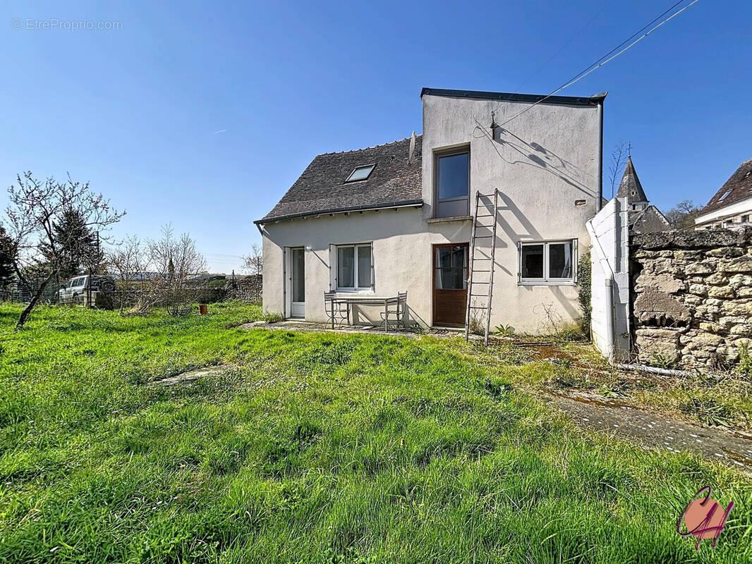 Maison à SAINT-MARTIN-LE-BEAU