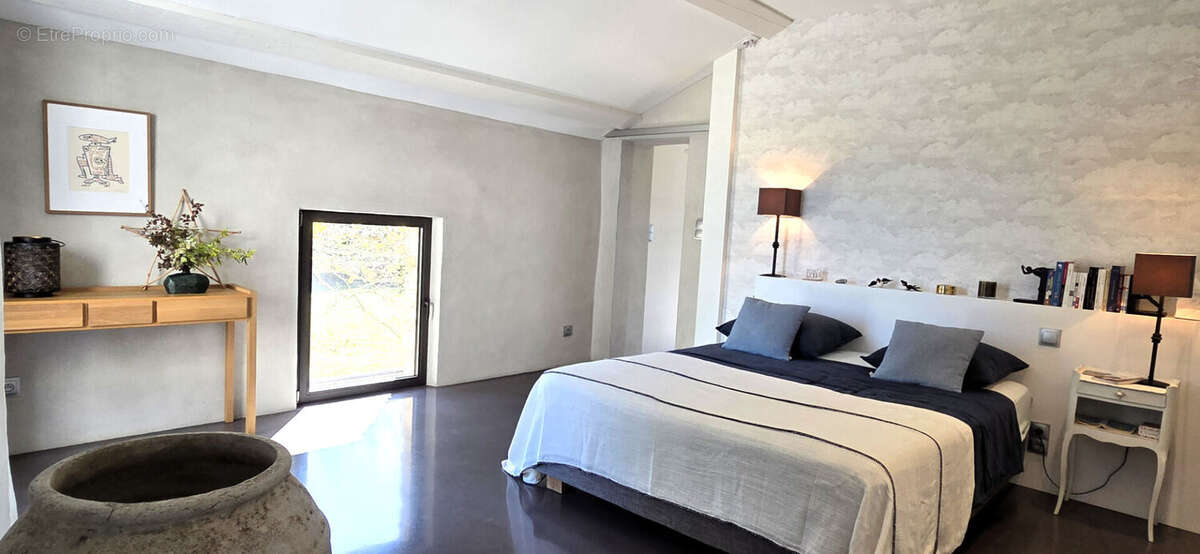 Maison à TULETTE