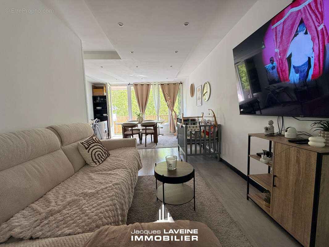 Appartement à LONGEVILLE-LES-METZ
