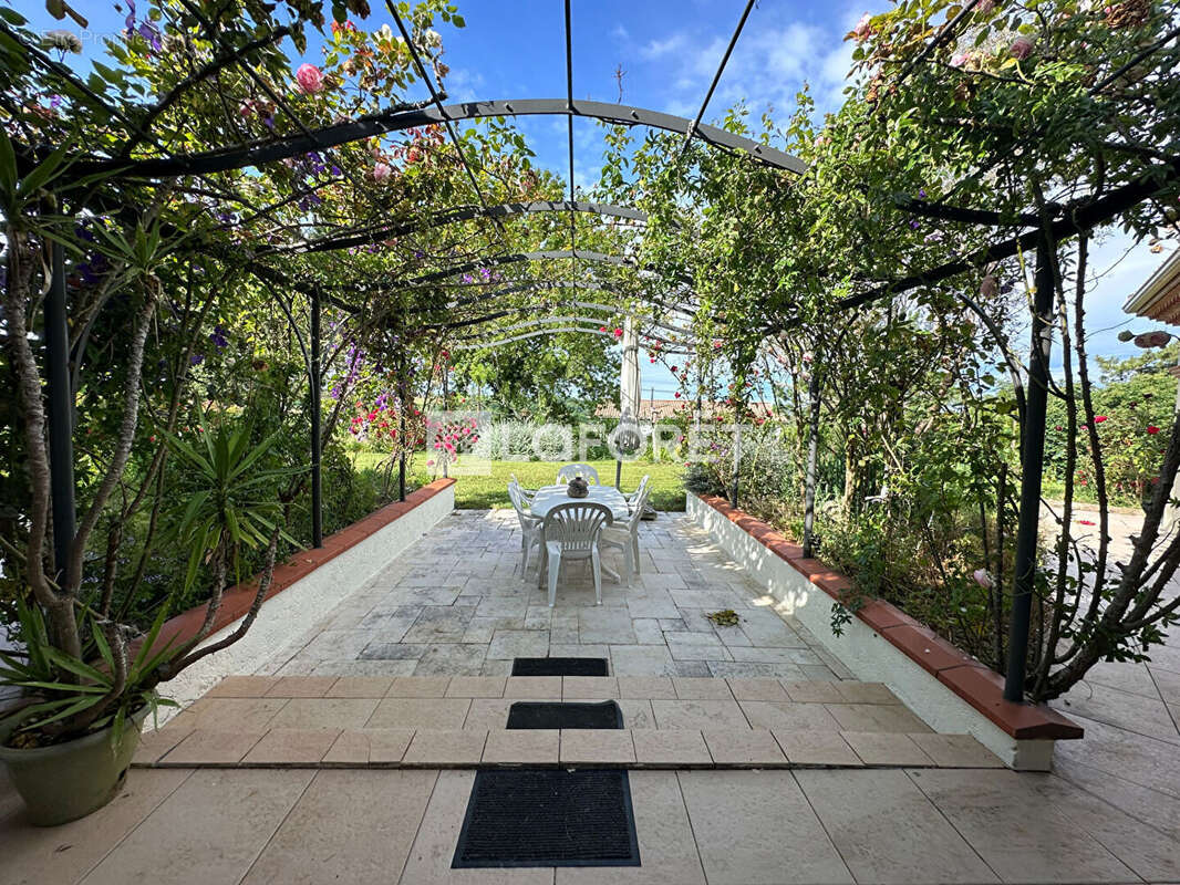 Maison à LE PIAN-SUR-GARONNE