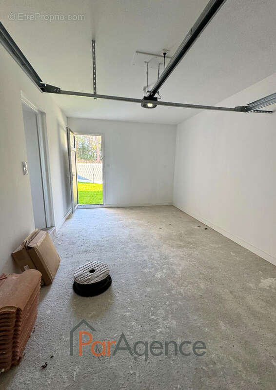 Maison à LES MATHES