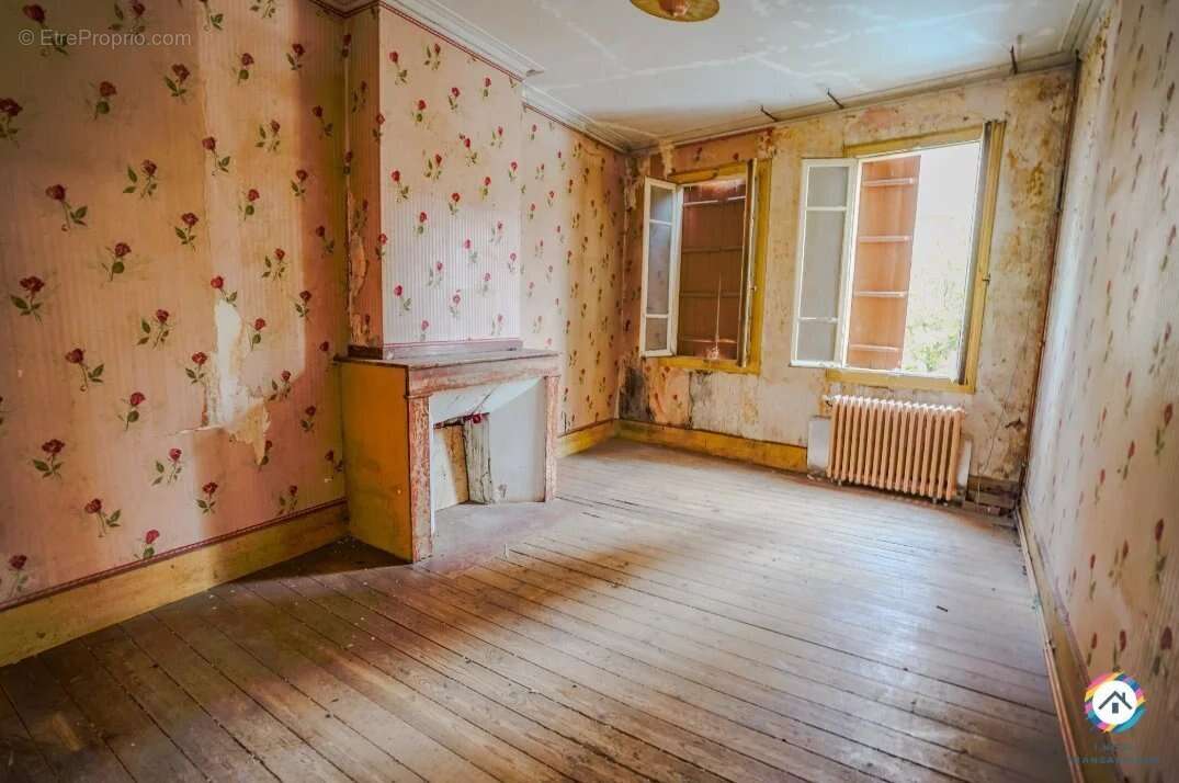 Maison de ville 127 m² – Fort potentiel investisseur ou projet familial – Centre Mazères - photo 7