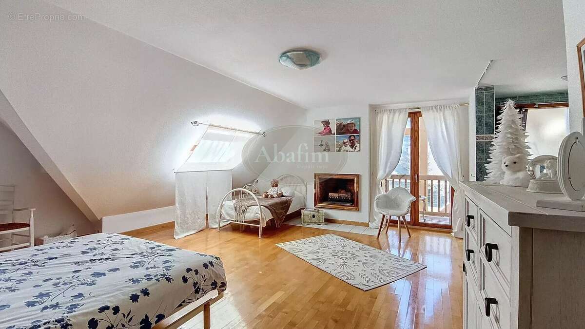 Maison à JUZET-DE-LUCHON