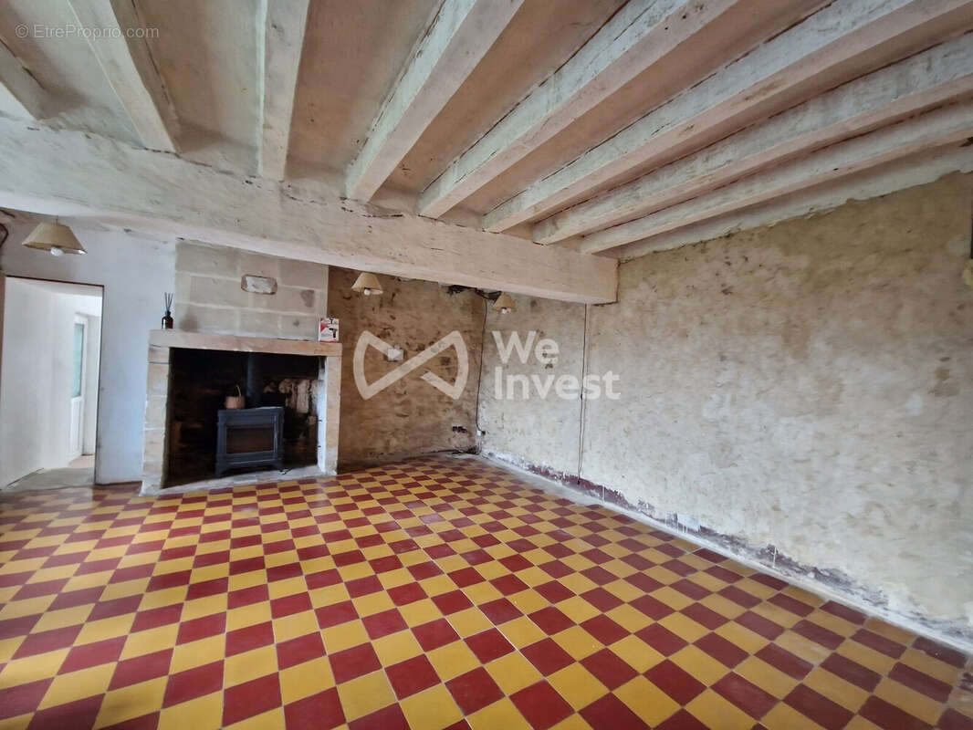 Maison à MEIGNE-LE-VICOMTE