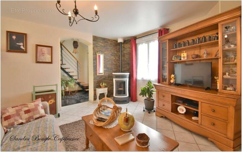 Maison à SAINTE-SUZANNE