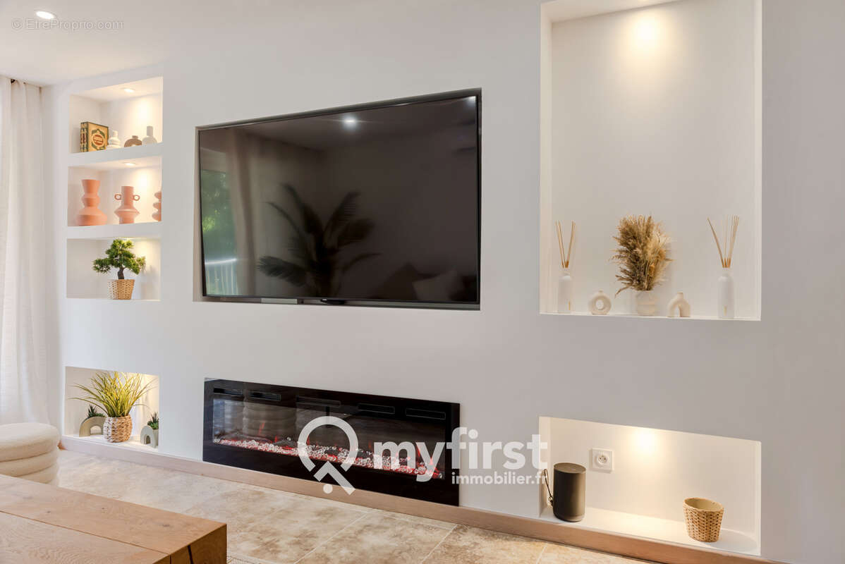 Appartement contemporain avec piscine et tennis. - photo 2