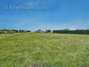 Terrain à GARGANVILLAR