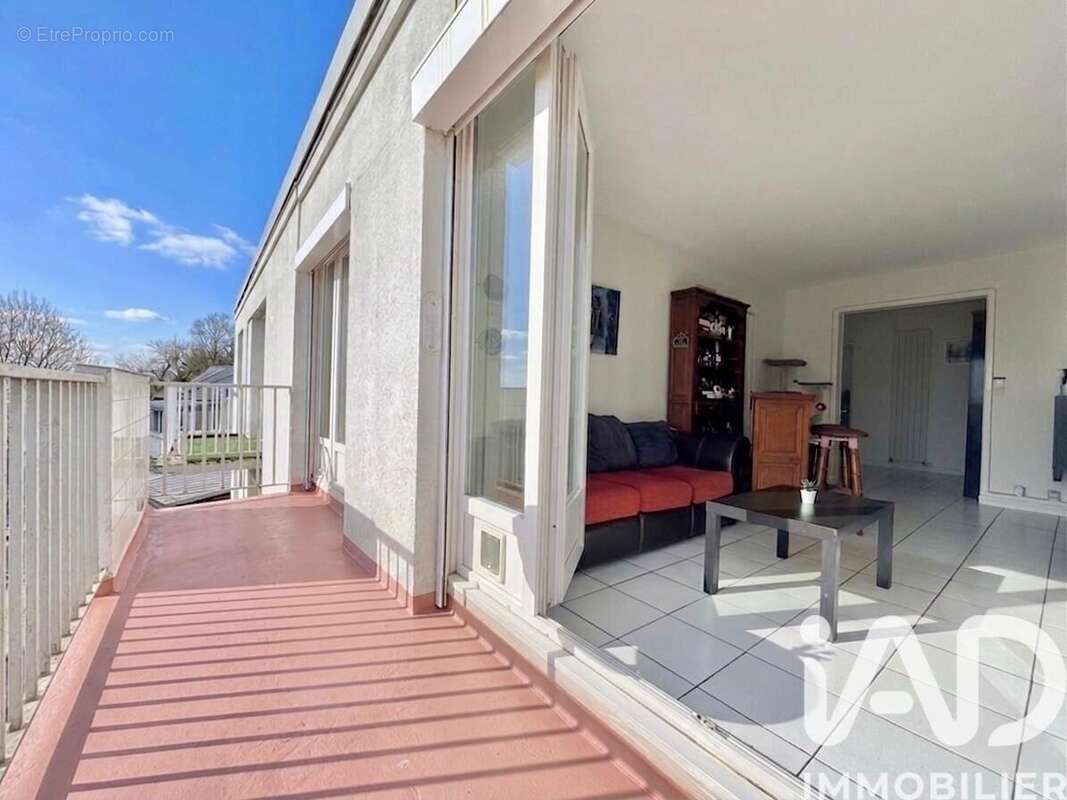 Appartement 77 m² à Villiers-Sur-Marne  - photo 2