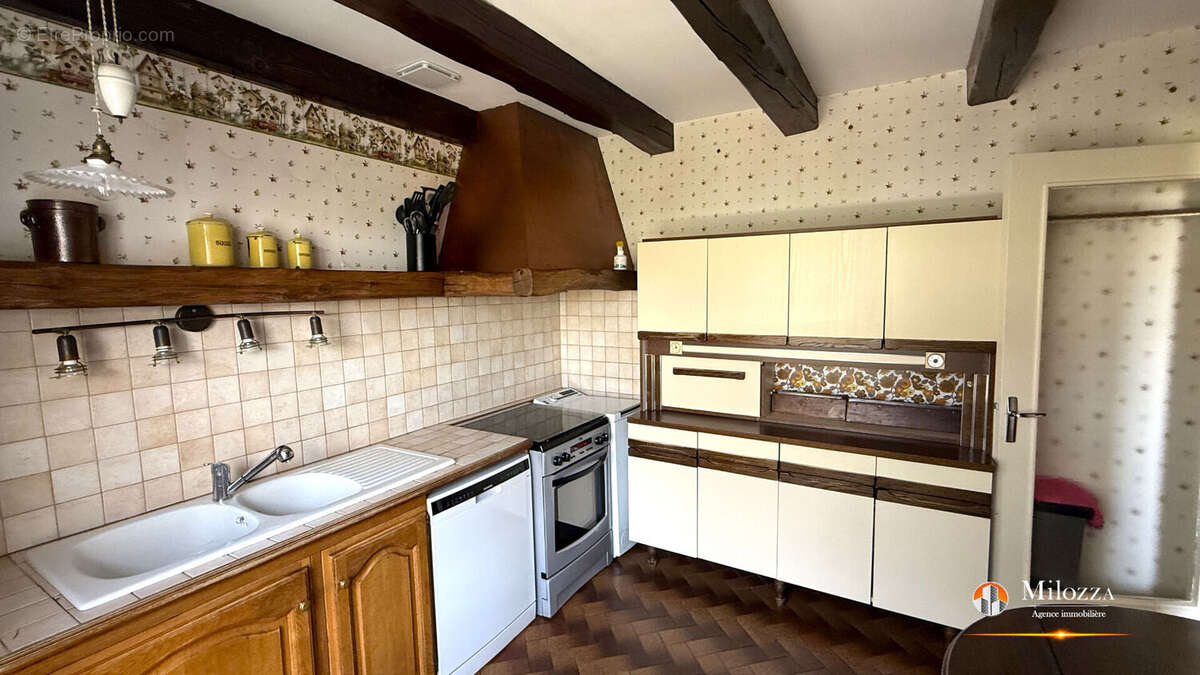 Maison à SAINT-PIERRE-DE-CHANDIEU
