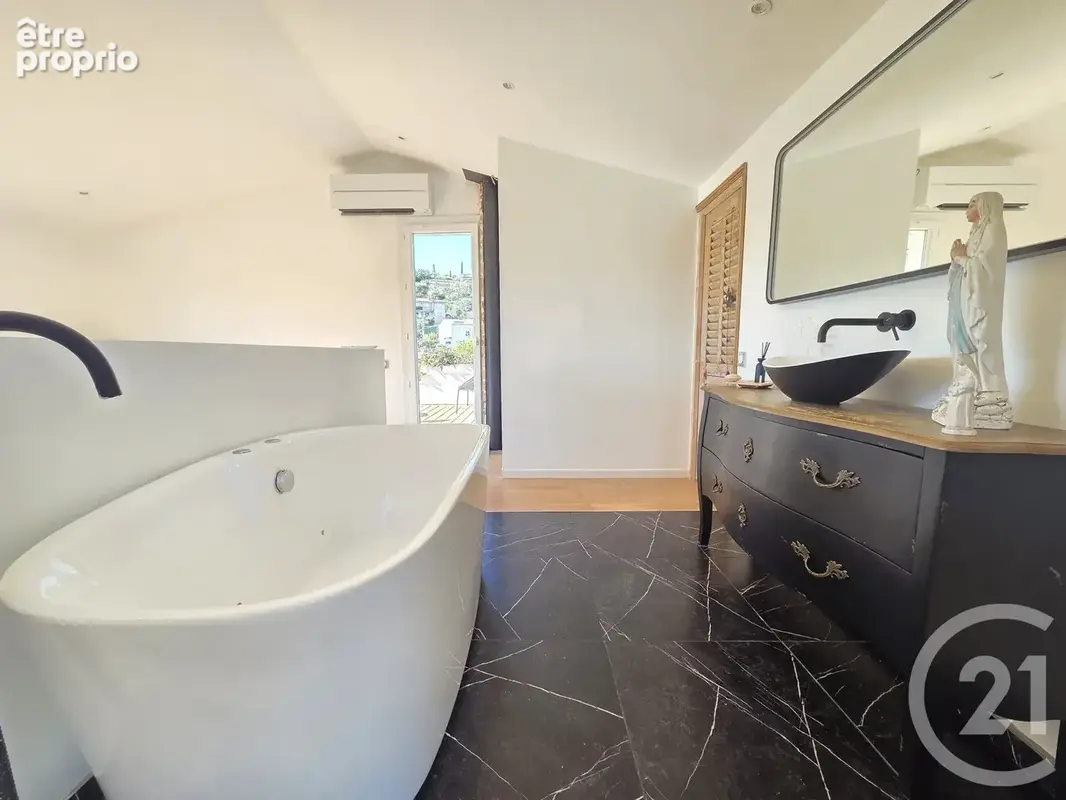 Maison 5 pièces 123 m² à vendre à Ollioules (83190) - photo 14