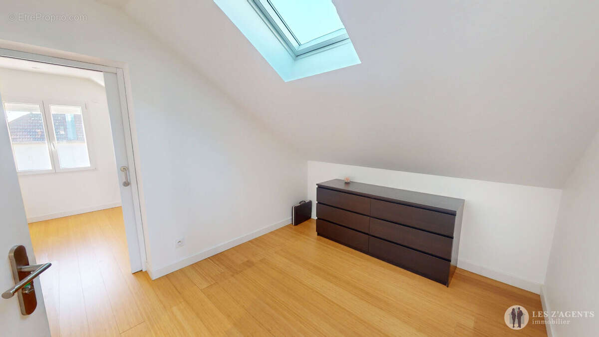 Maison à SAINT-MARTIN-D&#039;HERES