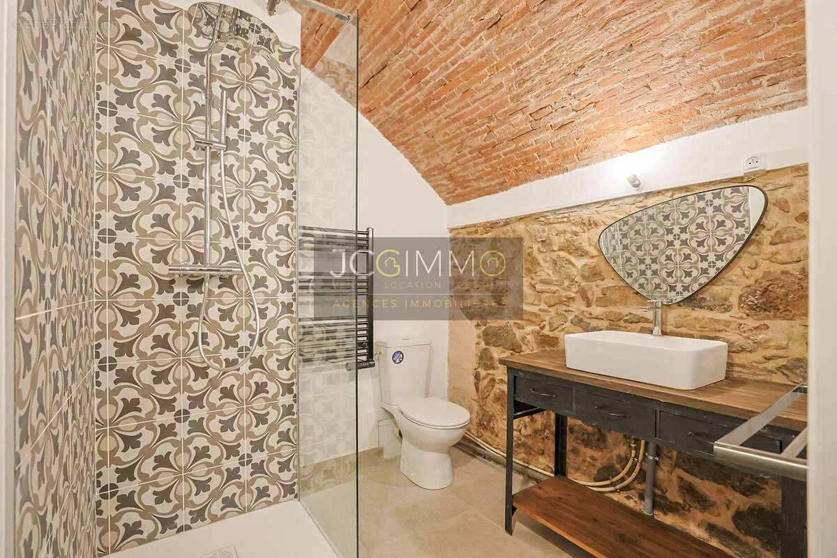 Appartement à CUERS