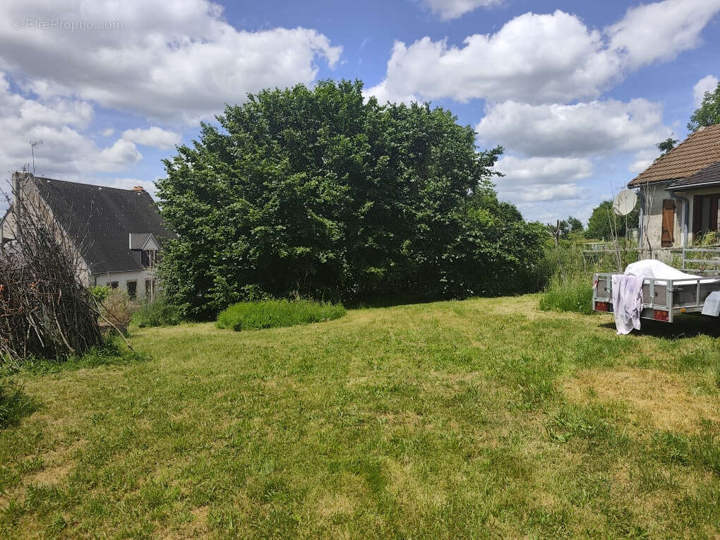 Maison à MESSEIX