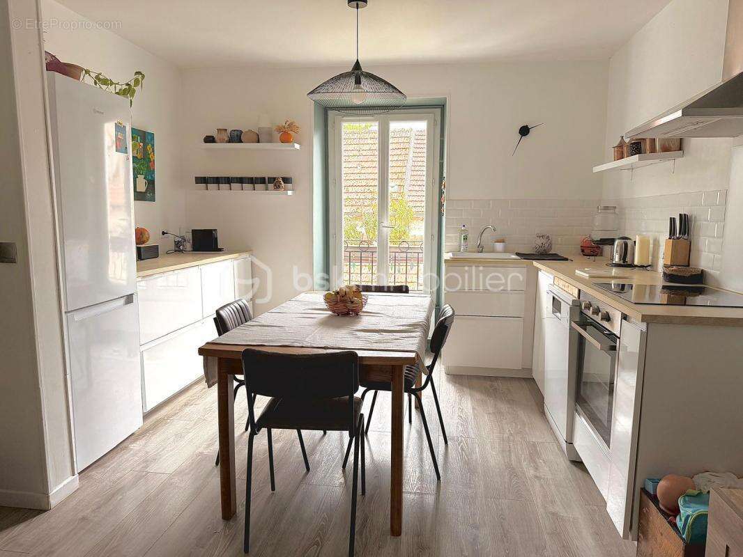 Appartement à MEREVILLE