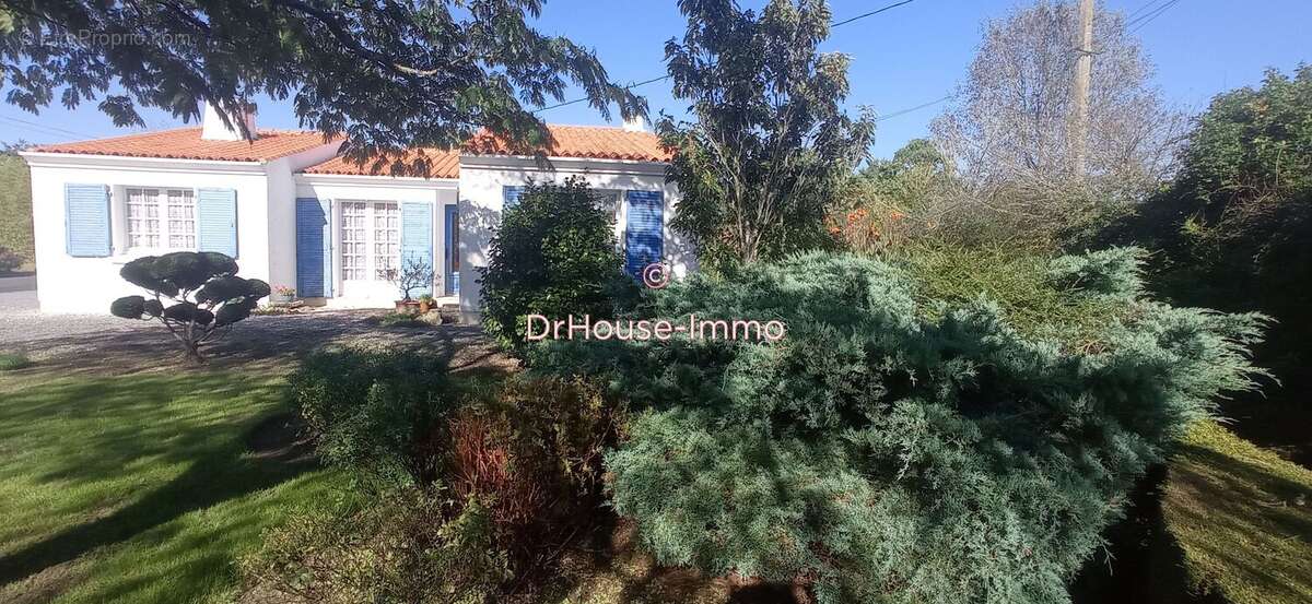 Maison à COMMEQUIERS