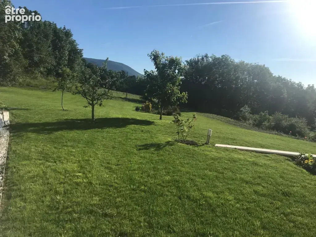 Maison 10 pièces 387 m² à vendre à Cessy (01170) - photo 16