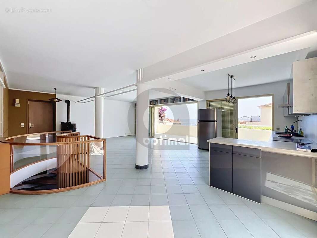 Appartement à MENTON