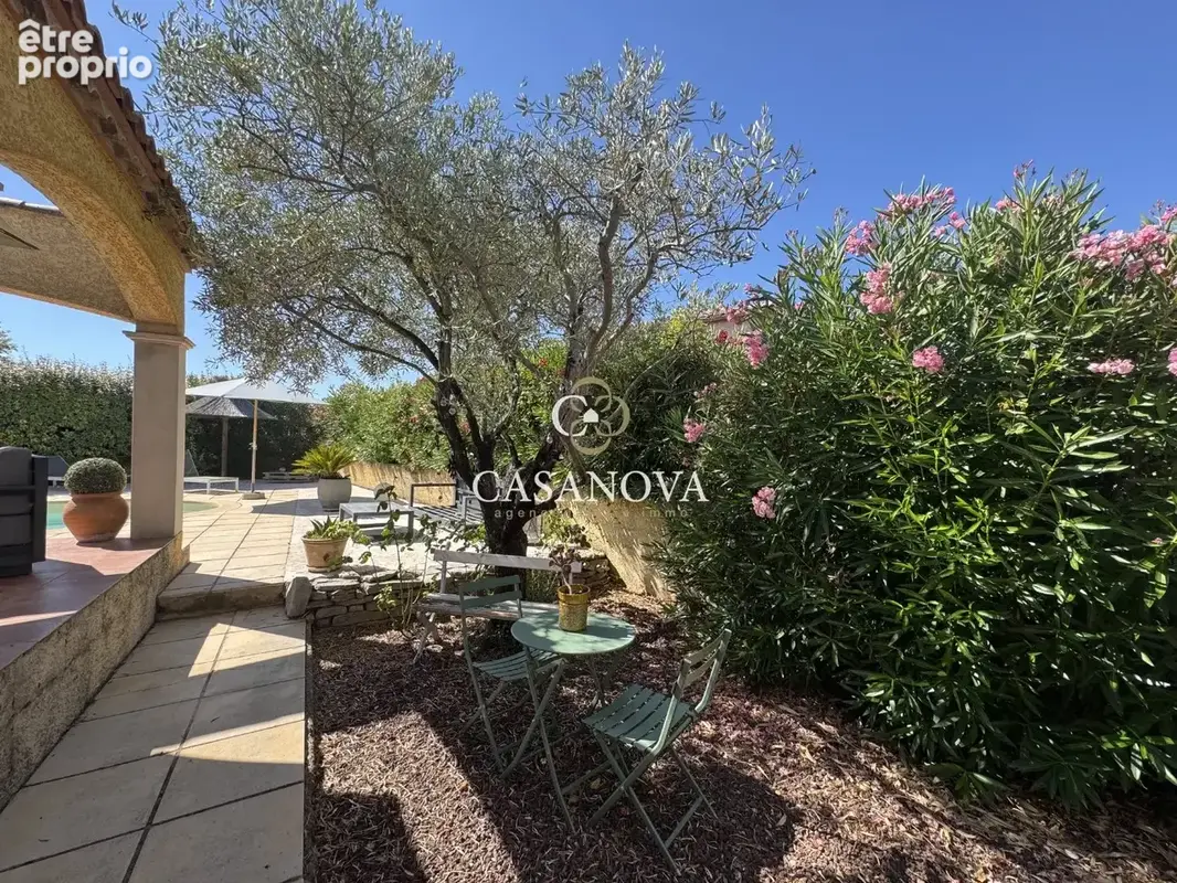 Villa familiale avec piscine  Cadre paisible proche mer - photo 5