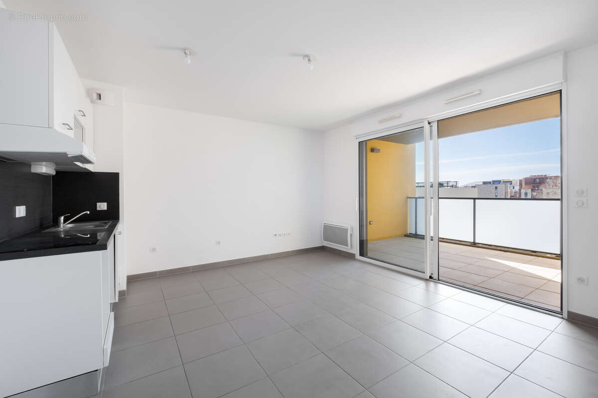 Appartement à SAINT-JEAN-DE-VEDAS