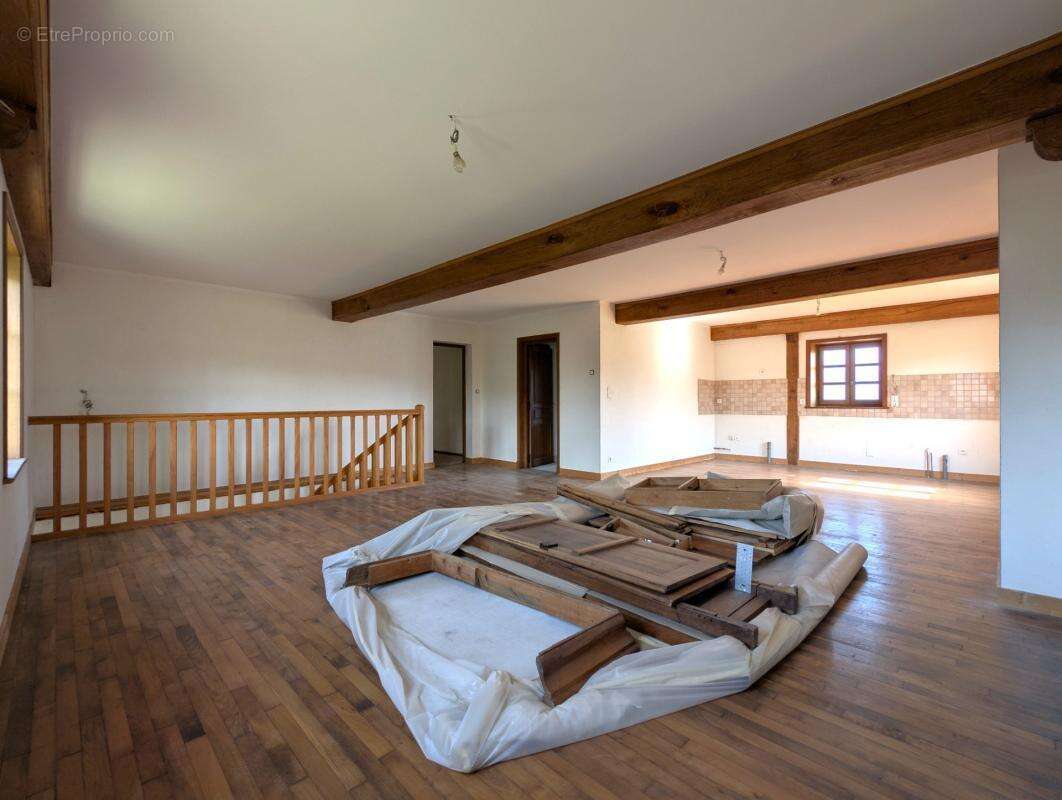 Maison 306 m² - 3 logements + 3 garages - Chassigny-sous-Dun (71) - photo 3