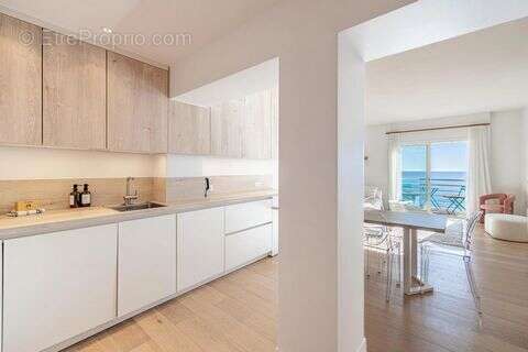 Appartement 64 m² à Cannes  - photo 3