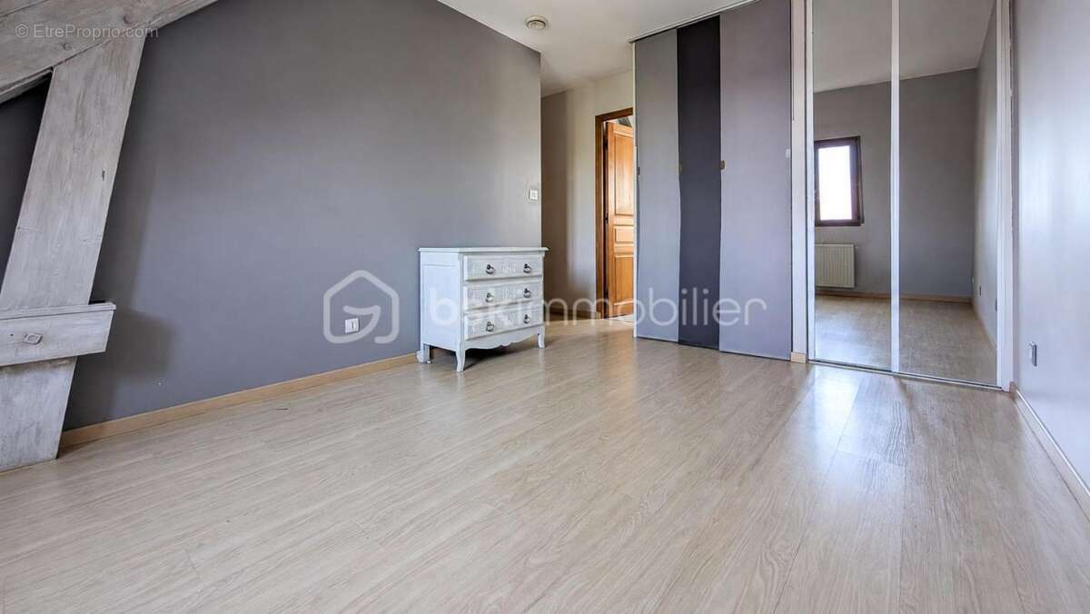 Maison familiale 4 chambres sous-sol total - ballainvilliers - photo 9